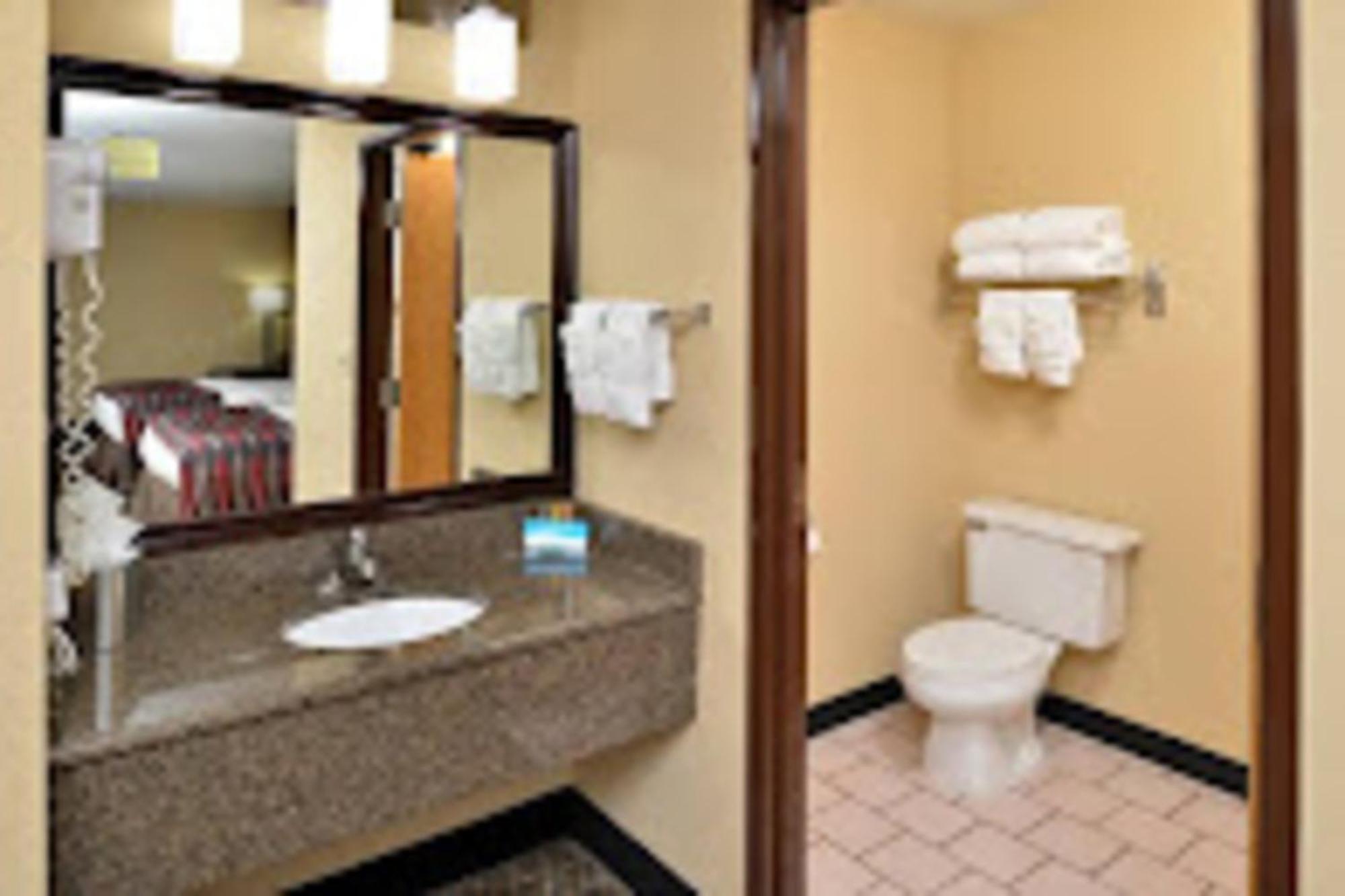 Baymont By Wyndham Ardmore I-35 Exterior foto